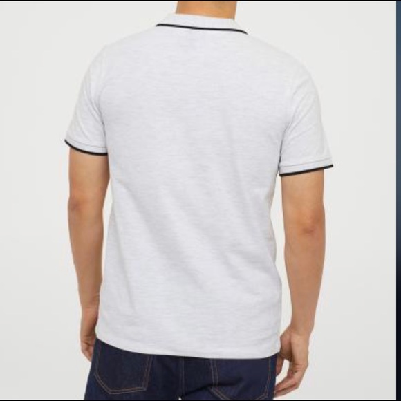 NYC logo H&M Short-Sleeved Polo Shirt - Picture 2 of 6